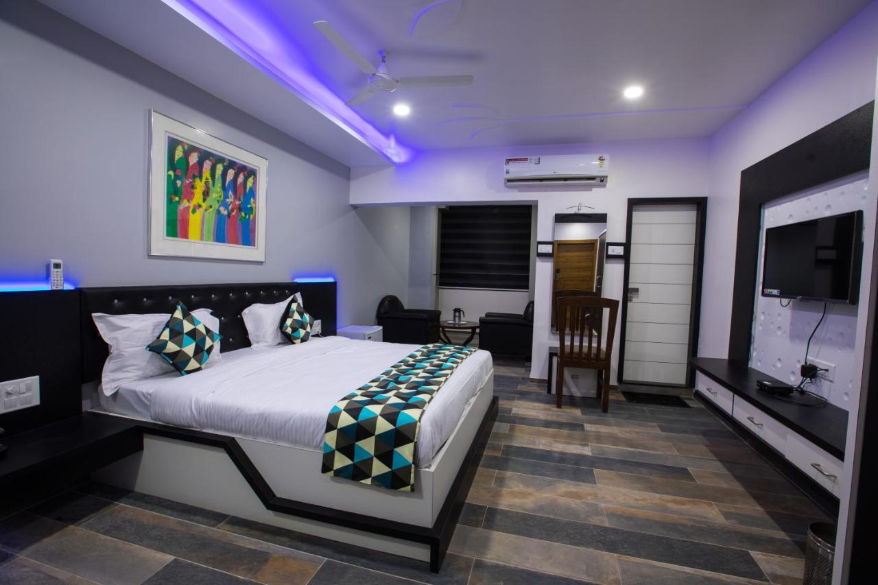 Hotel Balaji Palace ปอร์บันดาร์ ภายนอก รูปภาพ
