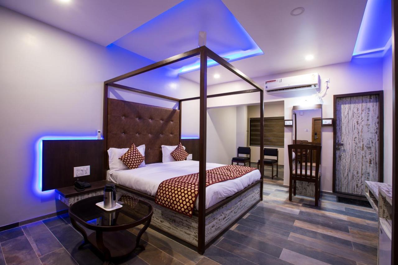 Hotel Balaji Palace ปอร์บันดาร์ ภายนอก รูปภาพ